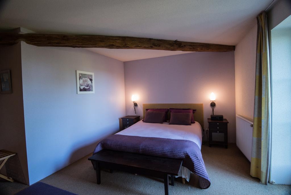 Demigny Charme Hotel La Dominotte الغرفة الصورة