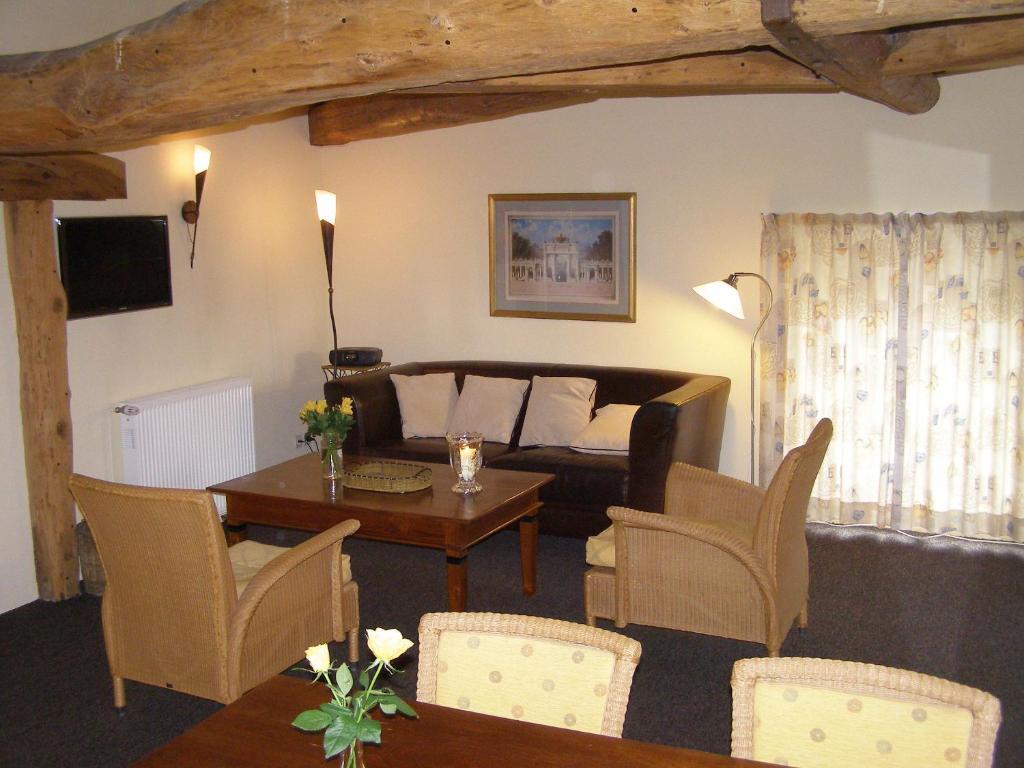 Demigny Charme Hotel La Dominotte الغرفة الصورة