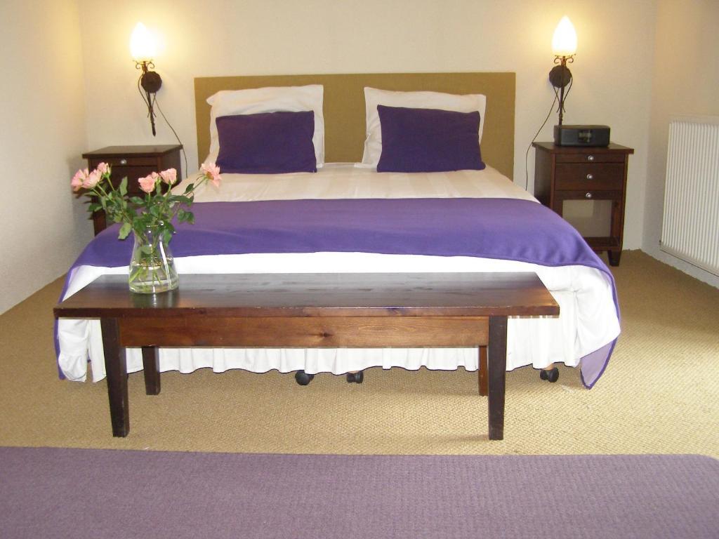 Demigny Charme Hotel La Dominotte الغرفة الصورة